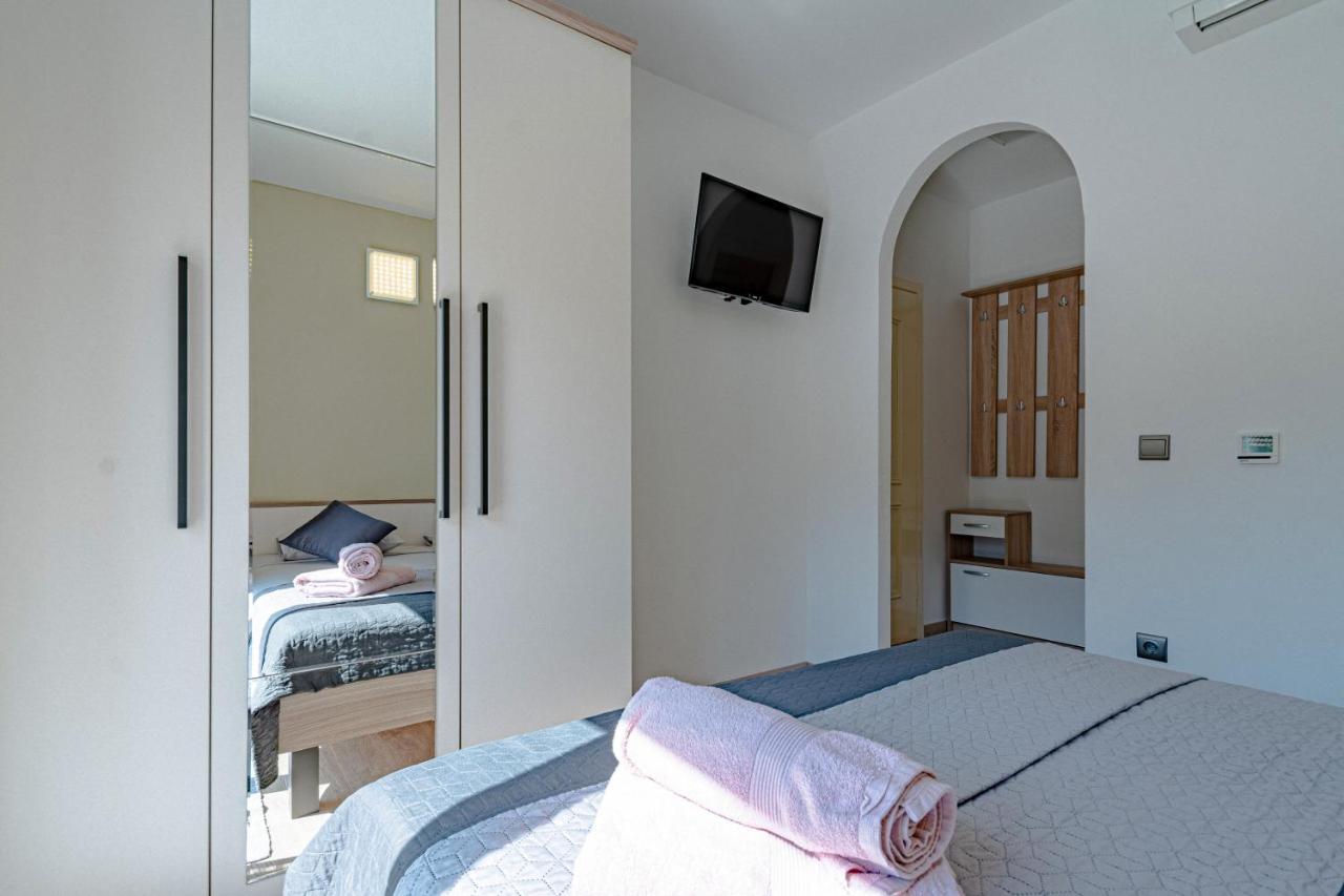 Villa Ana Zrnovo Ngoại thất bức ảnh