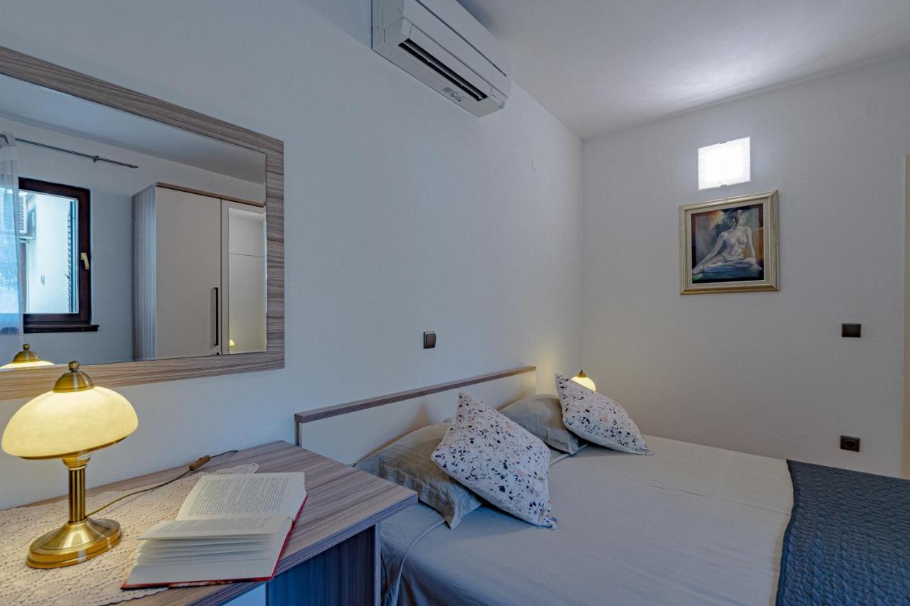Villa Ana Zrnovo Ngoại thất bức ảnh