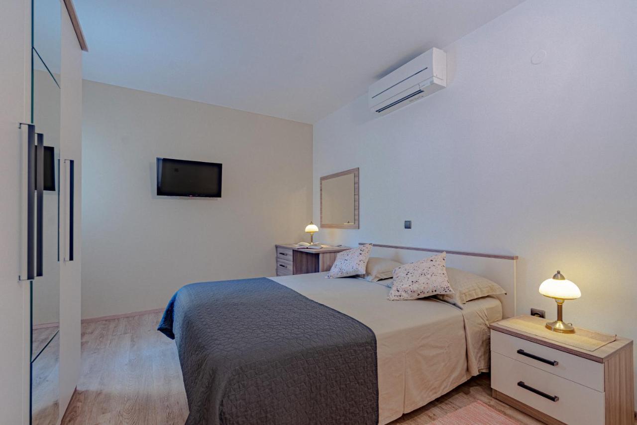 Villa Ana Zrnovo Ngoại thất bức ảnh