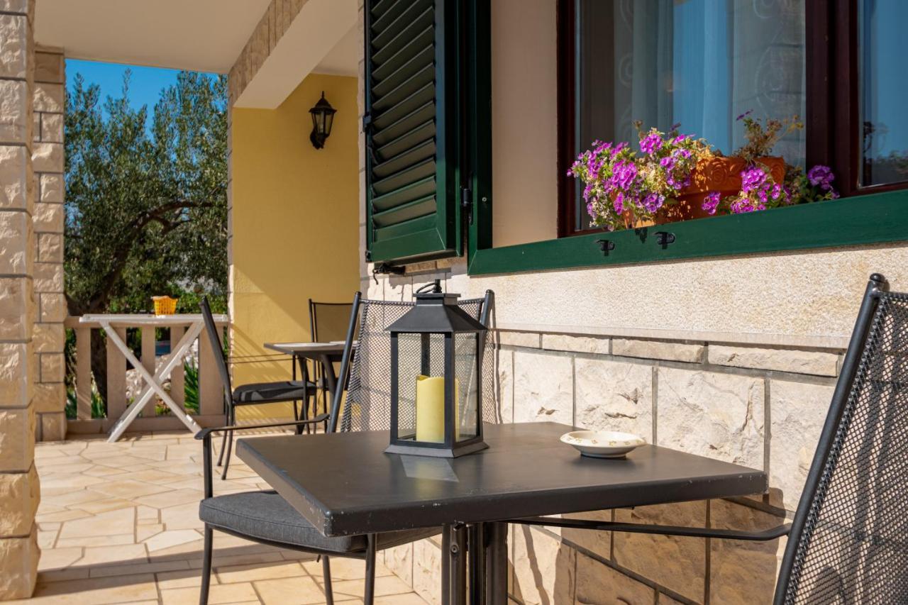 Villa Ana Zrnovo Ngoại thất bức ảnh